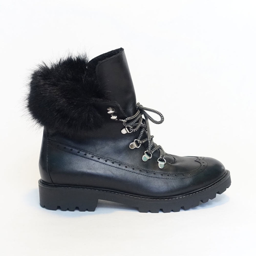 Charles David Rugby Leather Bootie | Size 11